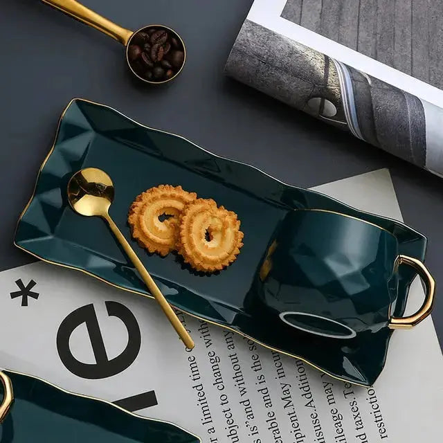 Tasse en Céramique Élégante Dorée