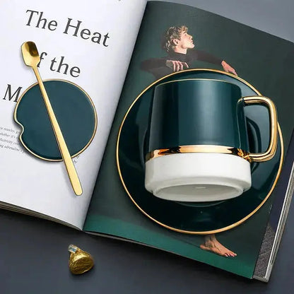 Tasse en Céramique Élégante Dorée